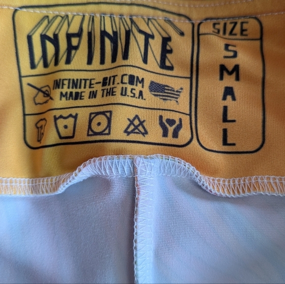 NWOT Infinite Abstract Rainbow Full Length Leggings Size Small Midrise - Picture 5 of 7